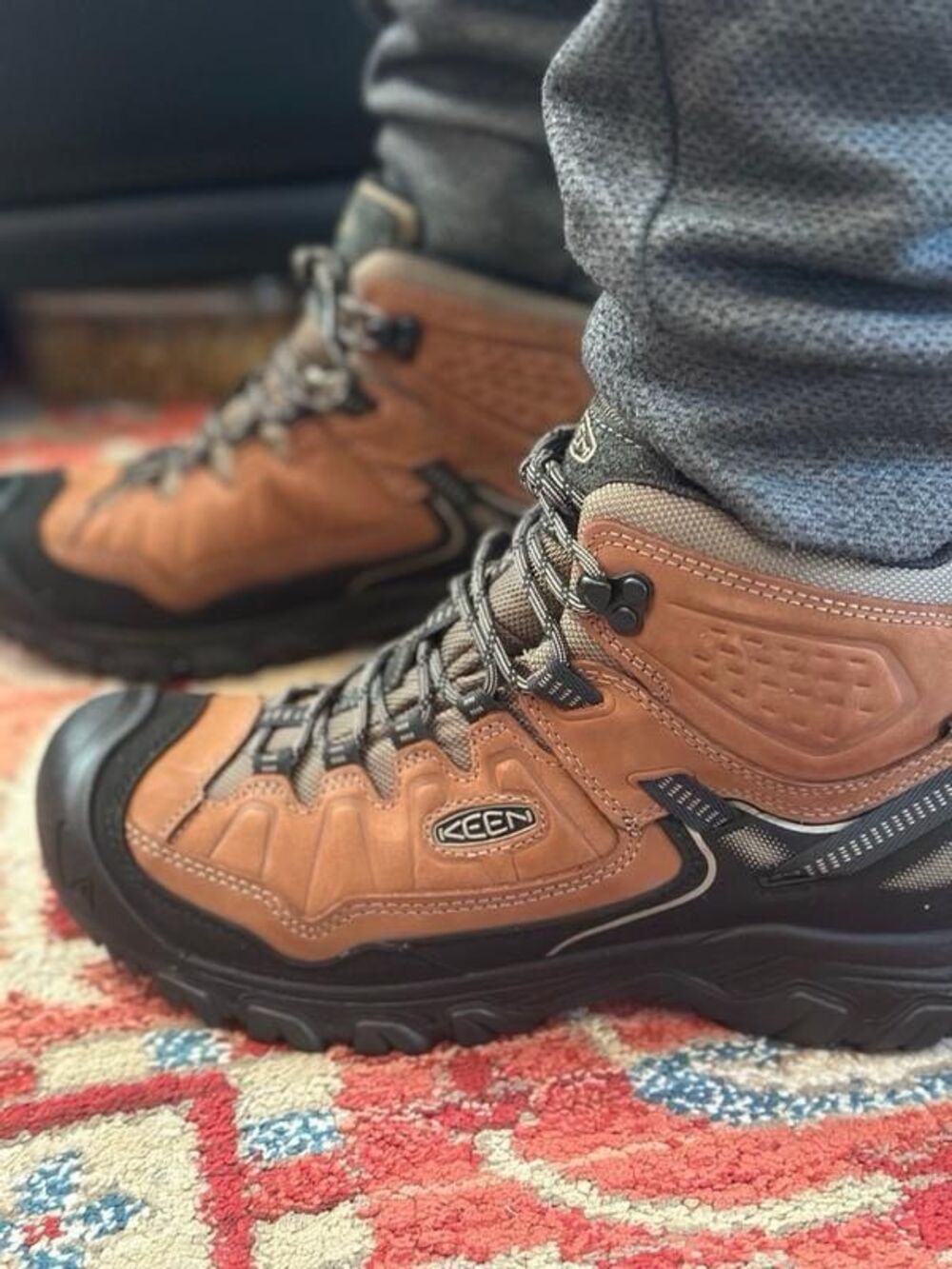 ✨Keen Men’s Targhee IV Mid Waterproof Hiking Sz 10.5 Boots✨